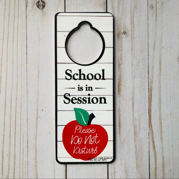 New! Faux Wooden Virtual Online Learning Door Sign - Picture 2 of 4